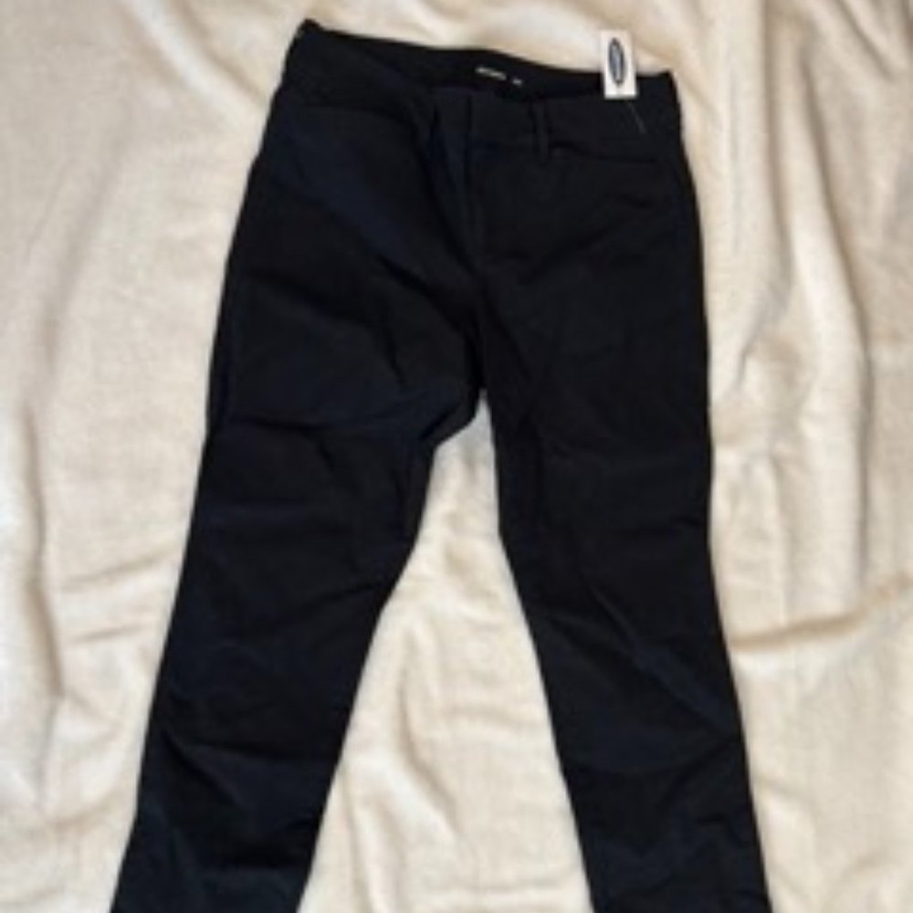 NWT Old Navy Pixie Pant - Size 2